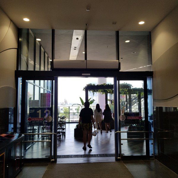 quạt chắn gió oulai