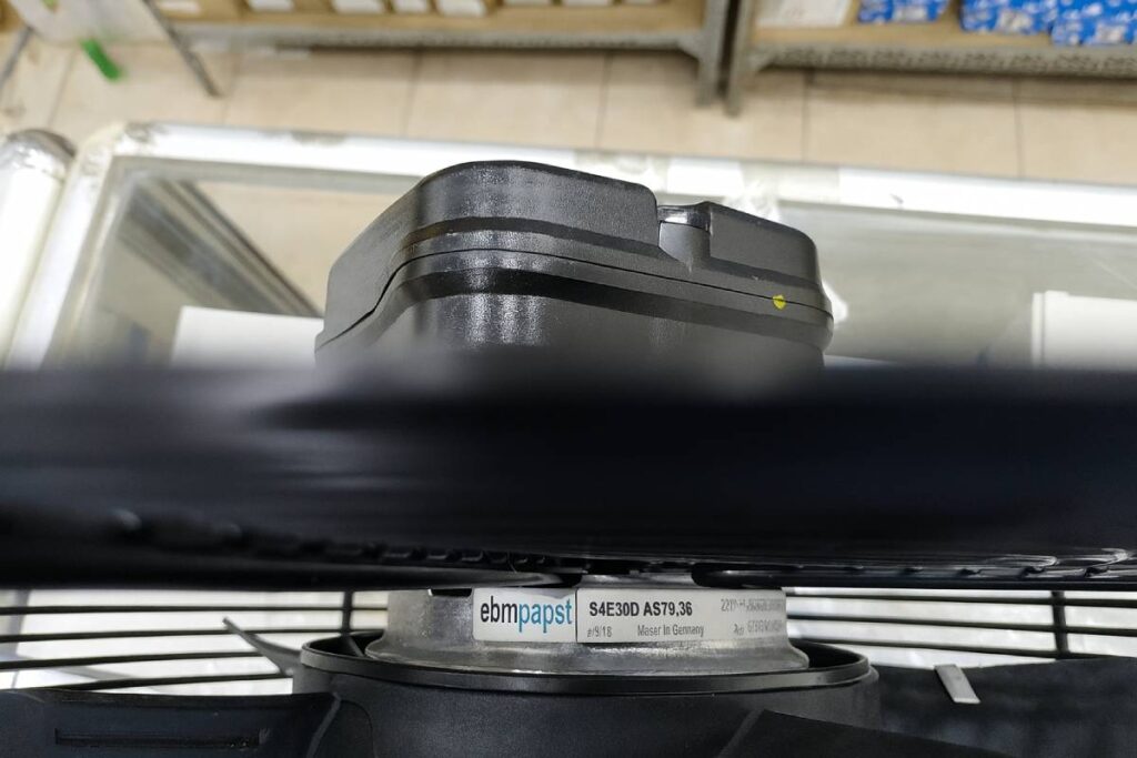 Quạt dàn lạnh EBM đường kính cánh 300 mm 220V – S4E300-AS72-53