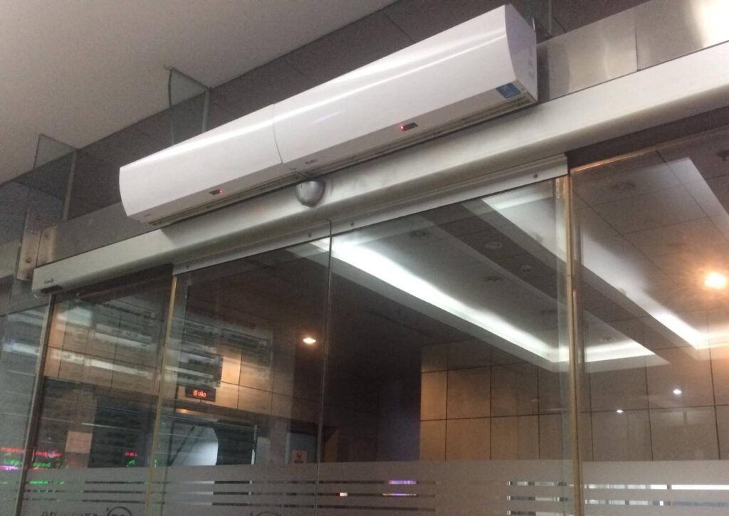 Hướng Dẫn Lắp Đặt Quạt Chắn Gió Oulai Chuẩn – Từ A Đến Z